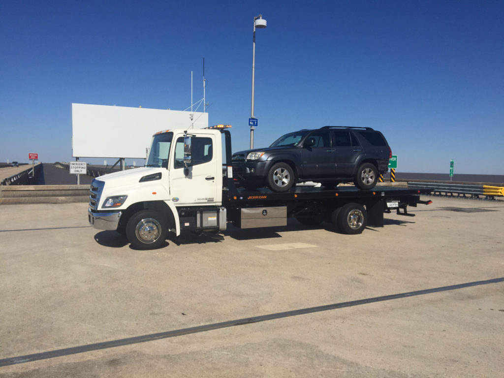 Towing Service Wrecker Service Covington Louisiana - On Causeway